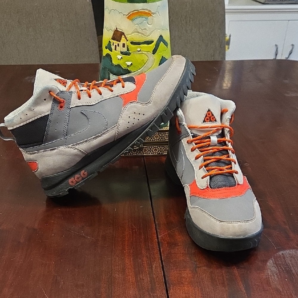 Nike ACG Air Wild Peg 2009. Size 13 Men.